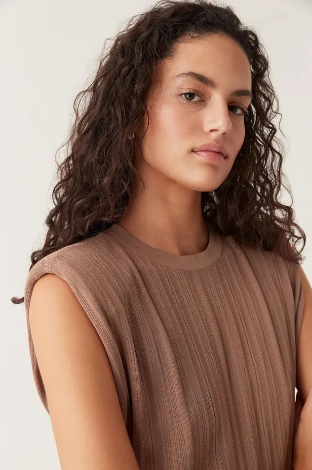 Aje Tees Seraphina Shoulder Pad Tank Chocolate Brown 8211 Women Aje Tees Seraphina Shoulder Pad Tank Chocolate Brown 8211 Women