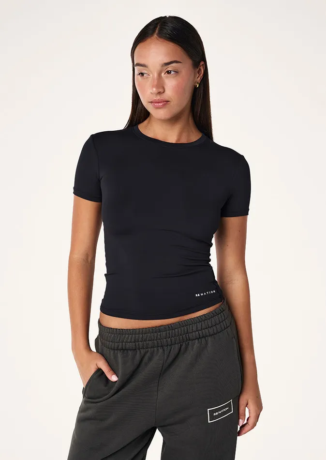 Baseline PE Nation Women FOUNDATION SHORT SLEEVE TEE IN BLACK