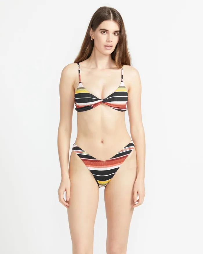 Beach Trip Twist Crop Bikini Top 8211 Black Womens Volcom Bikinis