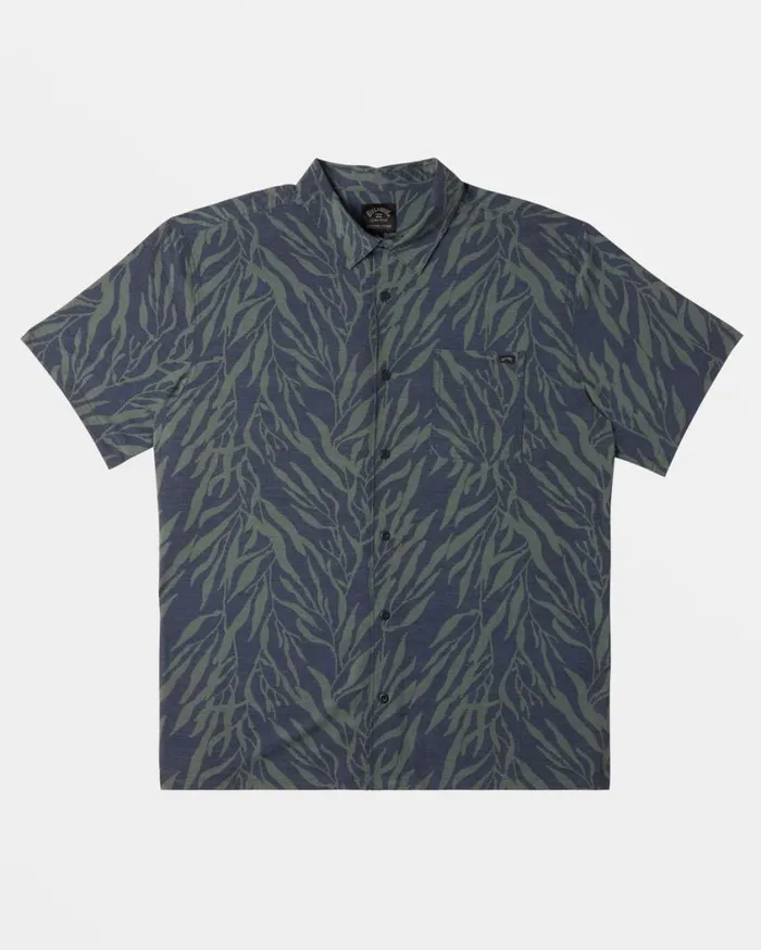 Billabong ADiv Surftrek Trail Short Sleeve Shirt Dusty Navy Mens Shirts Billabong ADiv Surftrek Trail Short Sleeve Shirt Dusty Navy Mens Shirts