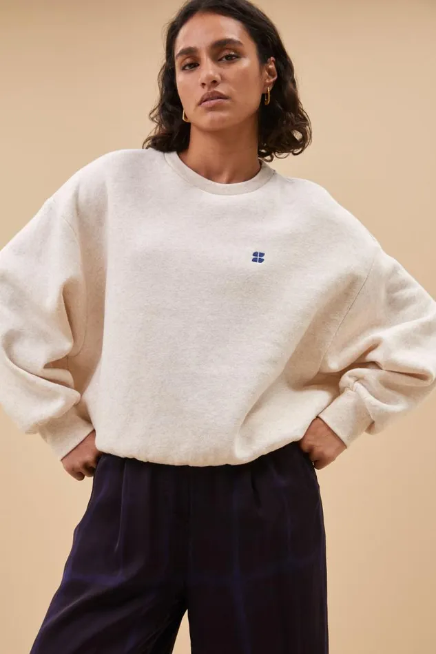 ByBar Sweaters Vrouwelijk Bibi Small Logo Sweater Oyster Melee