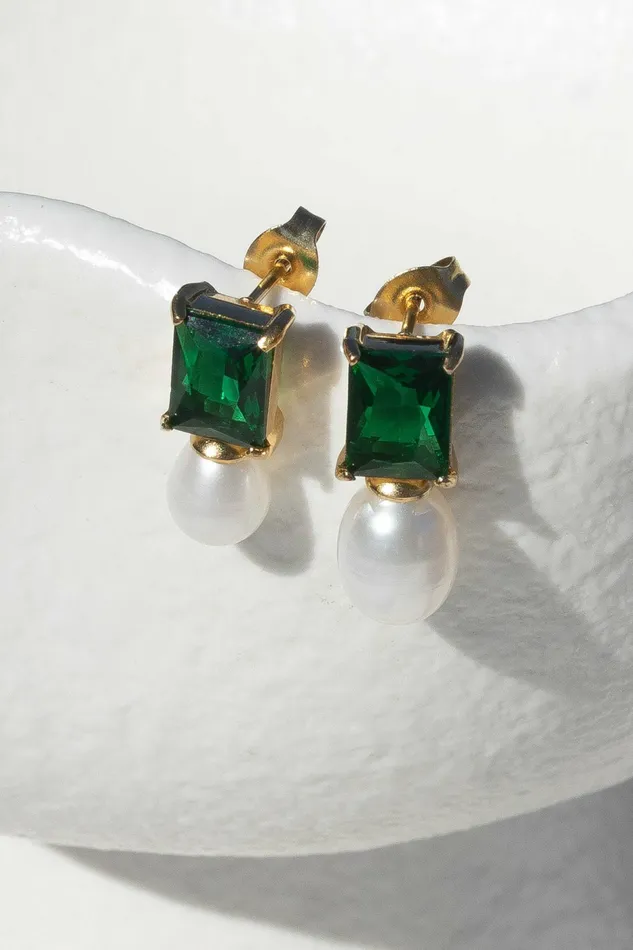 Cosmo Earrings Green Women Earrings Petal and Pup