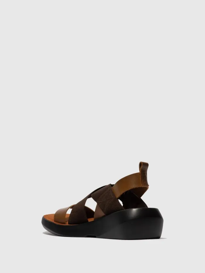 Crossover Sandals BAJI848FLY CAMEL Women Fly London Sandals