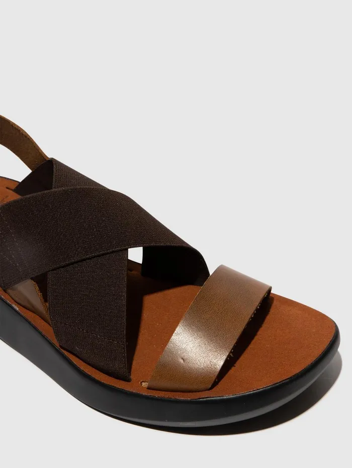 Crossover Sandals BAJI848FLY CAMEL Women Fly London Sandals