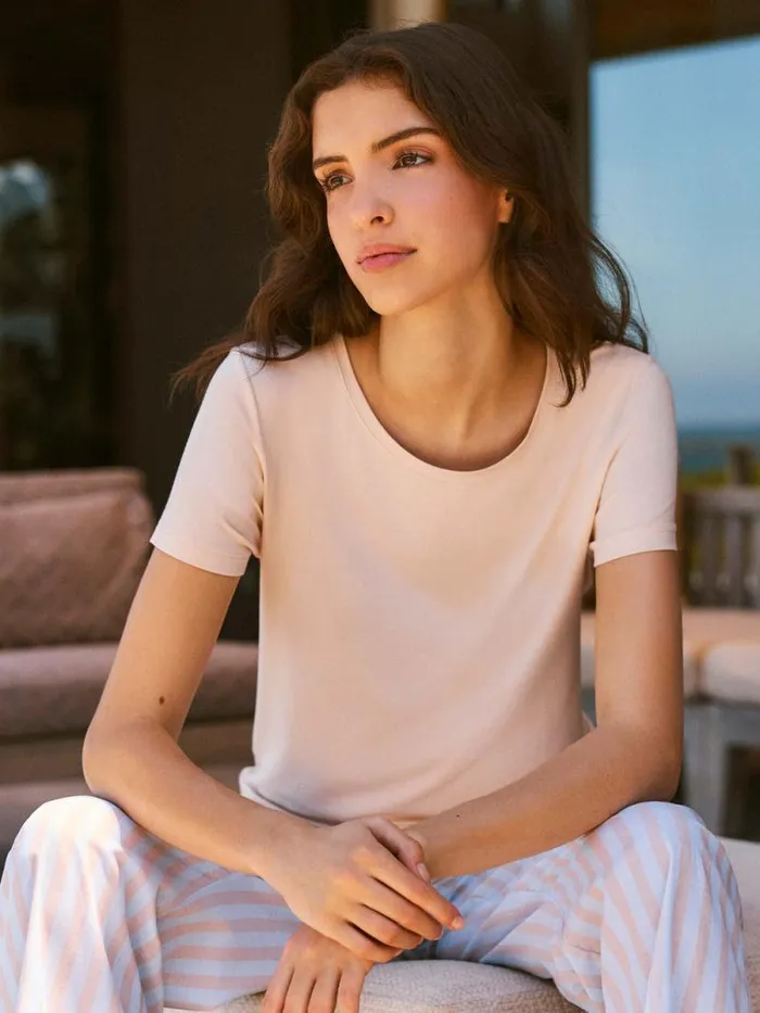Derek Rose Short Sleeve TShirts Women TShirt Lara Micro Modal Stretch Cream