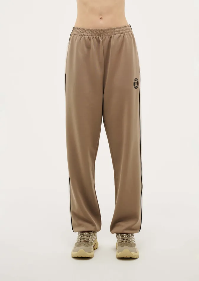 HOME GROUND TRACKPANT IN TAUPE Women Loungewear PE Nation