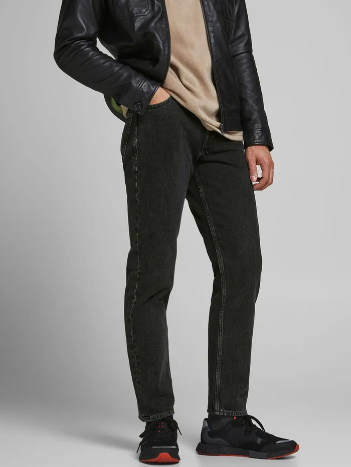 Jeans JACK and JONES Mens CHRIS ORIGINAL CJ 934 LOOSE FIT JEANS Black Black Denim Jeans JACK and JONES Mens CHRIS ORIGINAL CJ 934 LOOSE FIT JEANS Black Black Denim