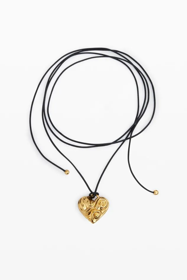 Jewelry Women Desigual Zalio Goldplated Heart Pendant With Rope Materialfinishes Jewelry Women Desigual Zalio Goldplated Heart Pendant With Rope Materialfinishes