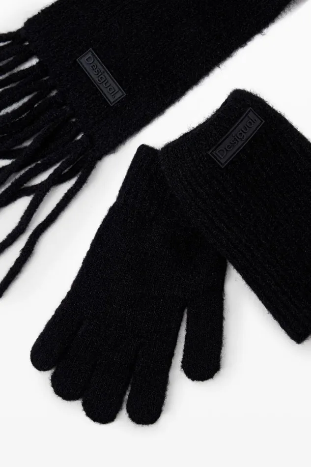 Knitwear Women Desigual Gloves And Scarf Pack Black