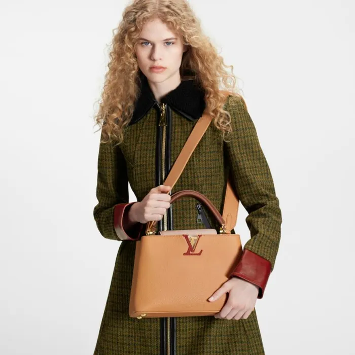 Louis Vuitton M20784 Capucines MM Arizona Wood 8211 Louis Vuitton Handbag Store Women Louis Vuitton Capucines Bag