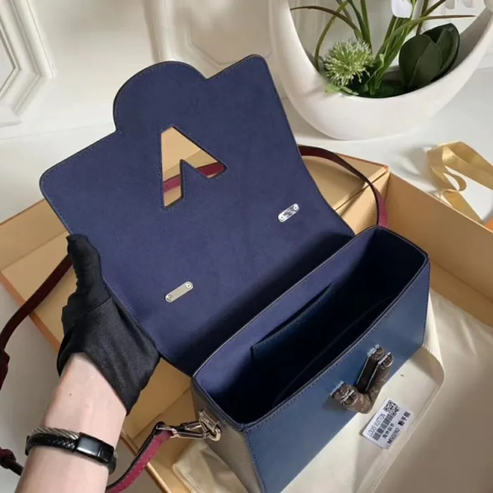 Louis Vuitton Twist MM Handle Bag Epi Monogram M52514 8211 Louis Vuitton Handbag Store Women Louis Vuitton Twist Bag Louis Vuitton Twist MM Handle Bag Epi Monogram M52514 8211 Louis Vuitton Handbag Store Women Louis Vuitton Twist Bag