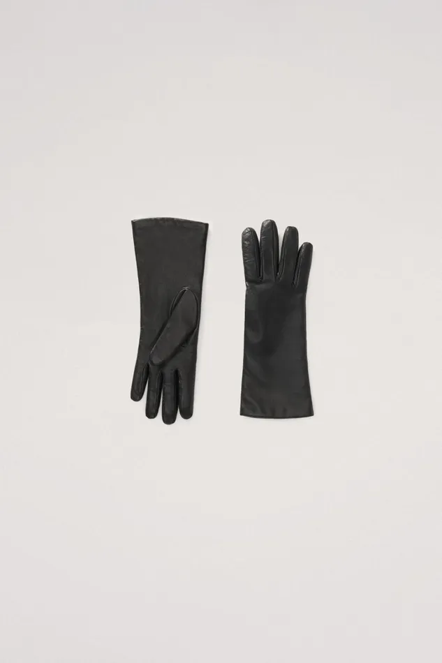 Luisa Spagnoli Gloves And Hats Women Ubaldo Black