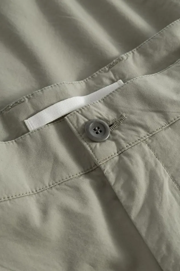 Men Benn Relaxed Typewriter Pleated Short Clay Norse Projects Shorts