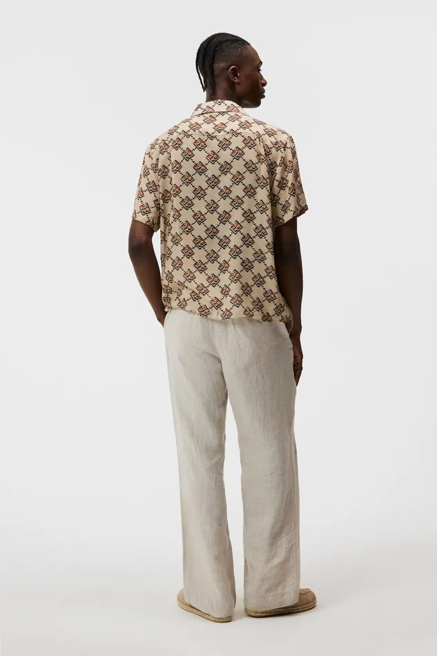 Men Donso Diamond JL Boxy Shirt Safari Beige JLindeberg Shirts Men Donso Diamond JL Boxy Shirt Safari Beige JLindeberg Shirts