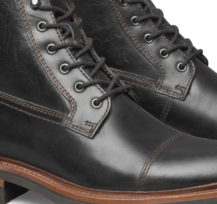 Men Johnston and Murphy Boots Dudley Lug Cap Toe Boot Black Full Grain