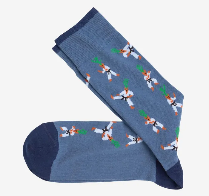 Men Johnston and Murphy Socks Novelty Socks Blue Karate Carrot