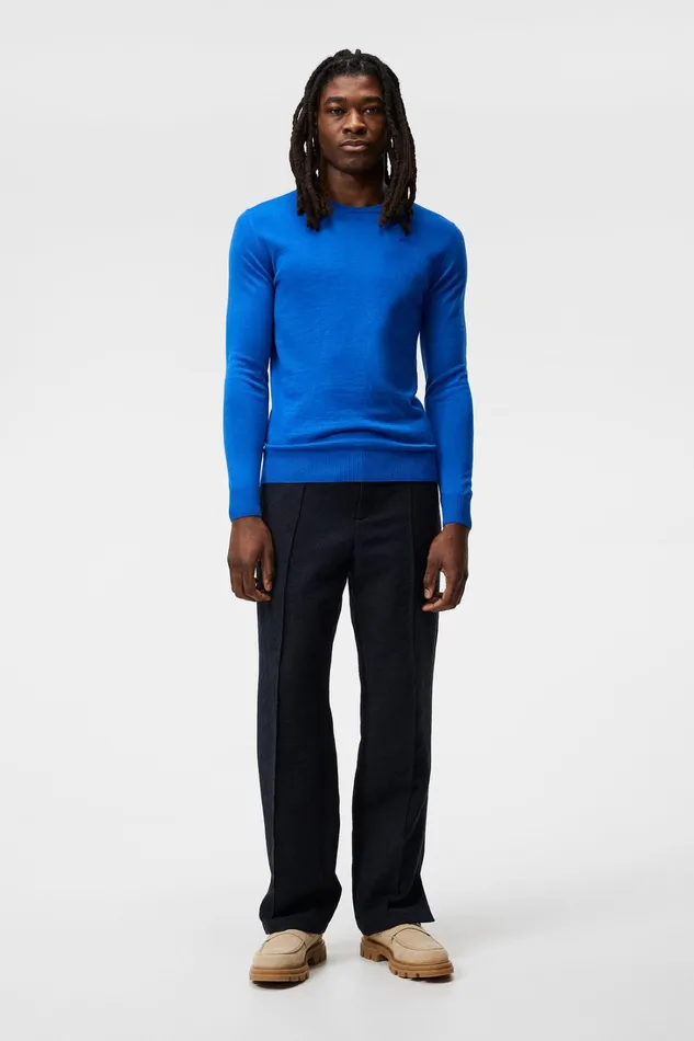 Men Lyle Light Merino Crew Neck Lapis Blue JLindeberg Knitwear Men Lyle Light Merino Crew Neck Lapis Blue JLindeberg Knitwear