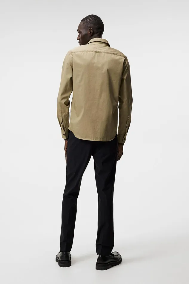 Men Perry 2 Pocket Slim Shirt Aloe JLindeberg Shirts Men Perry 2 Pocket Slim Shirt Aloe JLindeberg Shirts