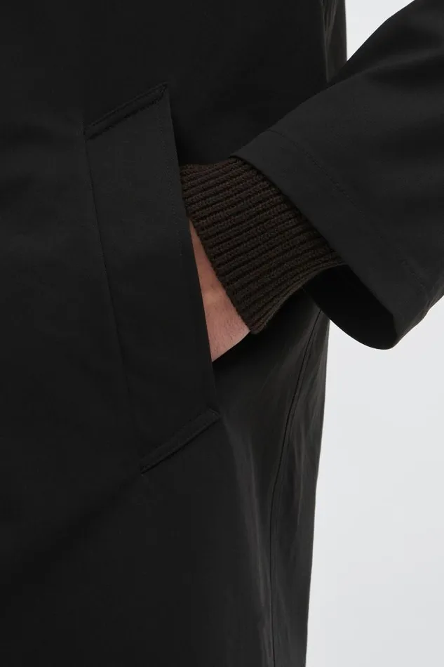 Men Vargo Solotex Twill Raglan Mac Black Norse Projects Outerwear