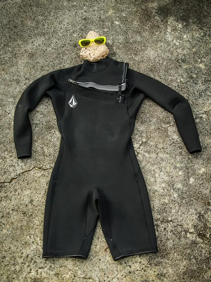 Mens Modulator 22mm Long Sleeve Springsuit 8211 Black Mens Volcom Wetsuits