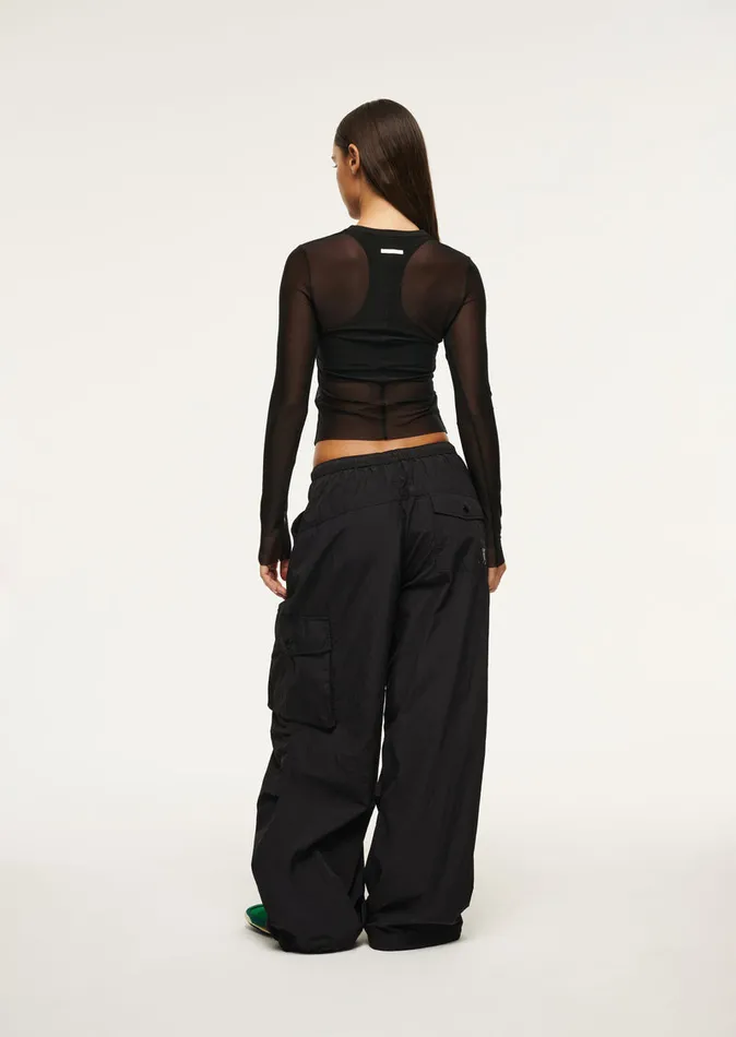 PE Nation DISCOVERY MESH LONG SLEEVE TEE IN BLACK Women LongSleeveTops