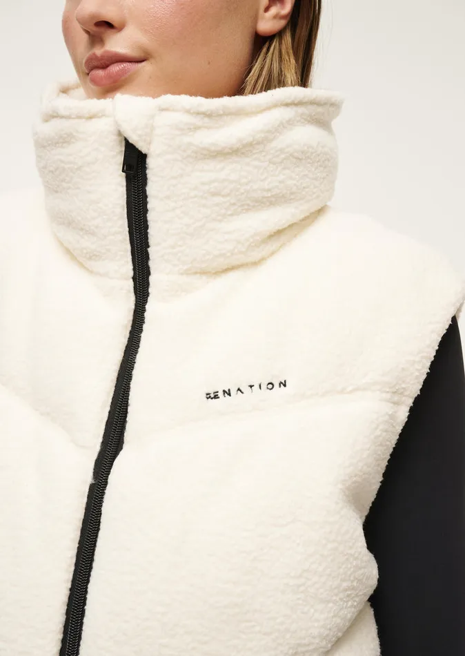 PE Nation FORTUNE VEST IN WHISPER WHITE Women Jackets