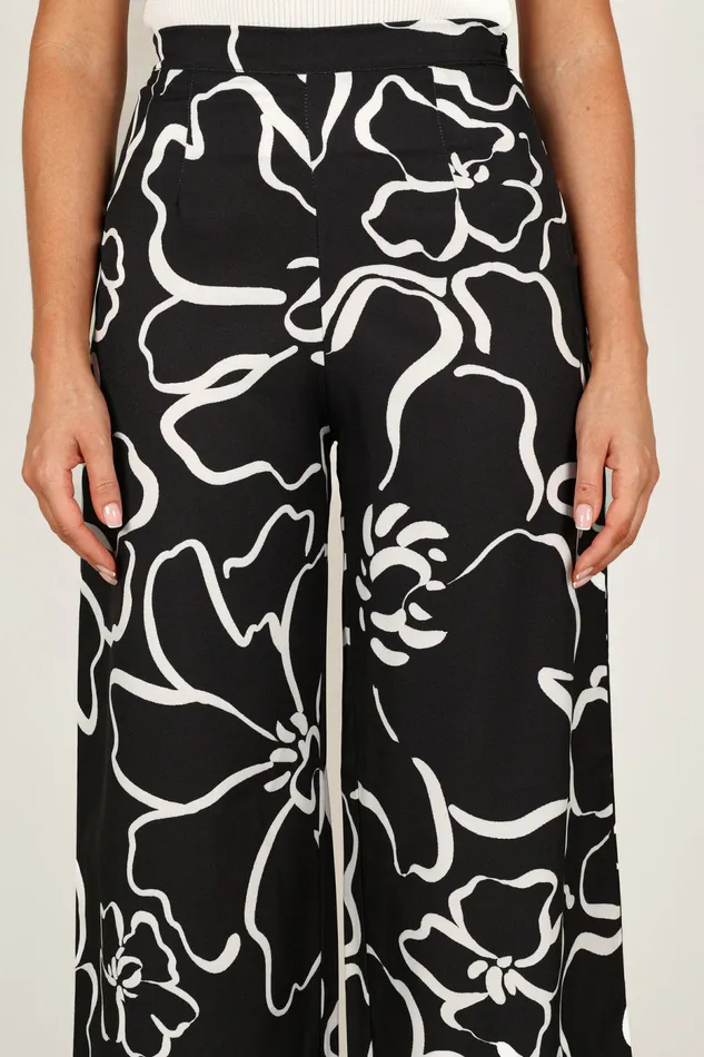 Pants Petal and Pup Women York Pant White Black Floral