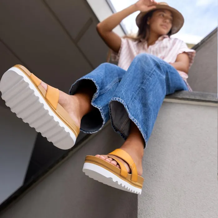 Reef Cushion Vista Hi Natural Women Sandals Reef Cushion Vista Hi Natural Women Sandals
