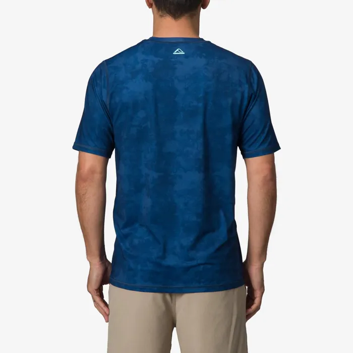 Reef Ellsworth Short Sleeve Surf Shirt Upf 50 Insigna Blue Water P Men Shirts and TShirts Reef Ellsworth Short Sleeve Surf Shirt Upf 50 Insigna Blue Water P Men Shirts and TShirts