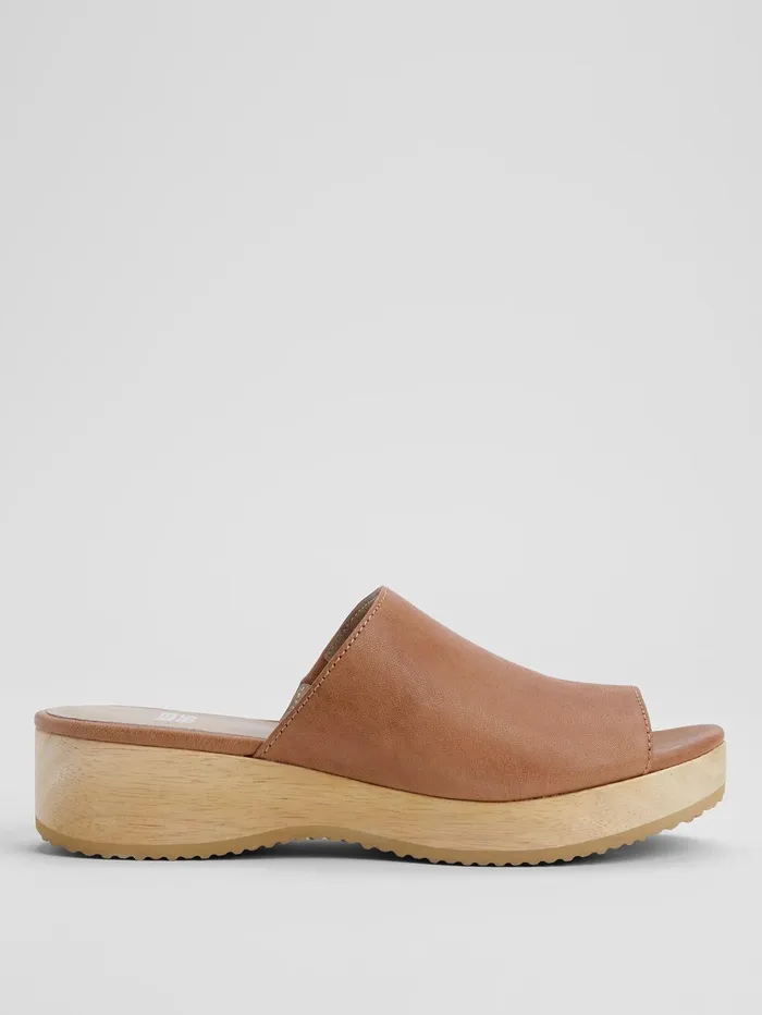 Shoes Women Eileen Fisher Novel Tumbled Leather Wedge Sandal Cognac