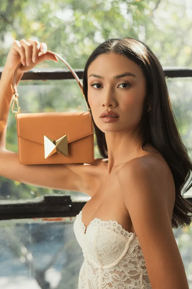 Shoulder Bags Women Mini Leather Shoulder Handbag With Gold Hardware 8211 FINAL SALE Toffee Mac Duggal Shoulder Bags Women Mini Leather Shoulder Handbag With Gold Hardware 8211 FINAL SALE Toffee Mac Duggal
