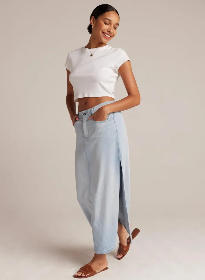 Skirts Women Bella Dahl Indigo Side Slit Skirt 8211 Ocean Mist Wash