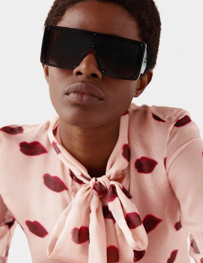 Stella McCartney Sunglasses Women Translucent Square Sunglasses Translucent Black Monochrome Stella McCartney Sunglasses Women Translucent Square Sunglasses Translucent Black Monochrome