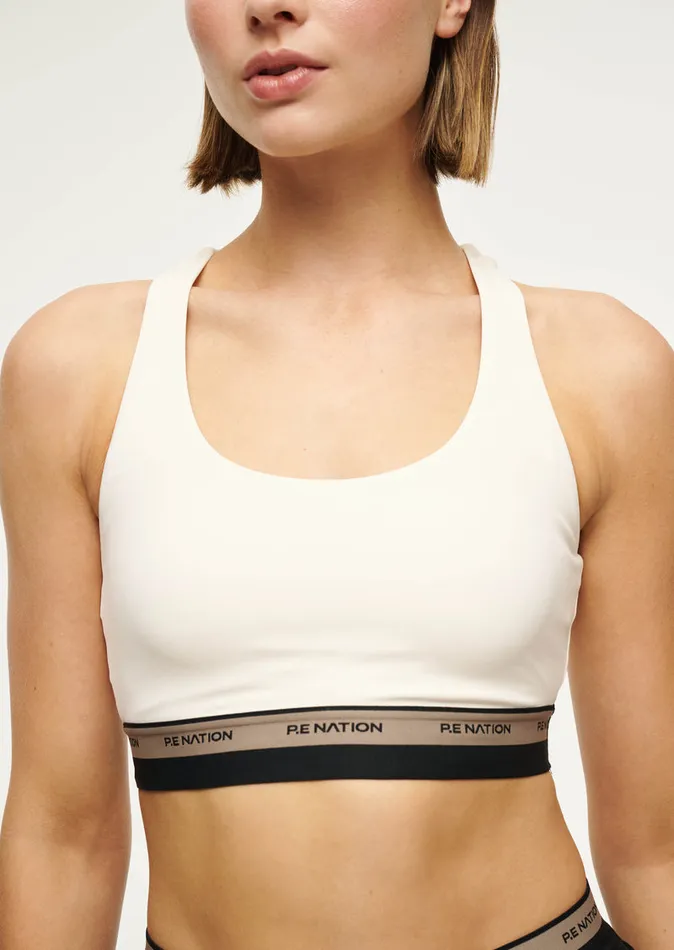 StudioSoft Women PE Nation AVANT SPORTS BRA IN WHISPER WHITE