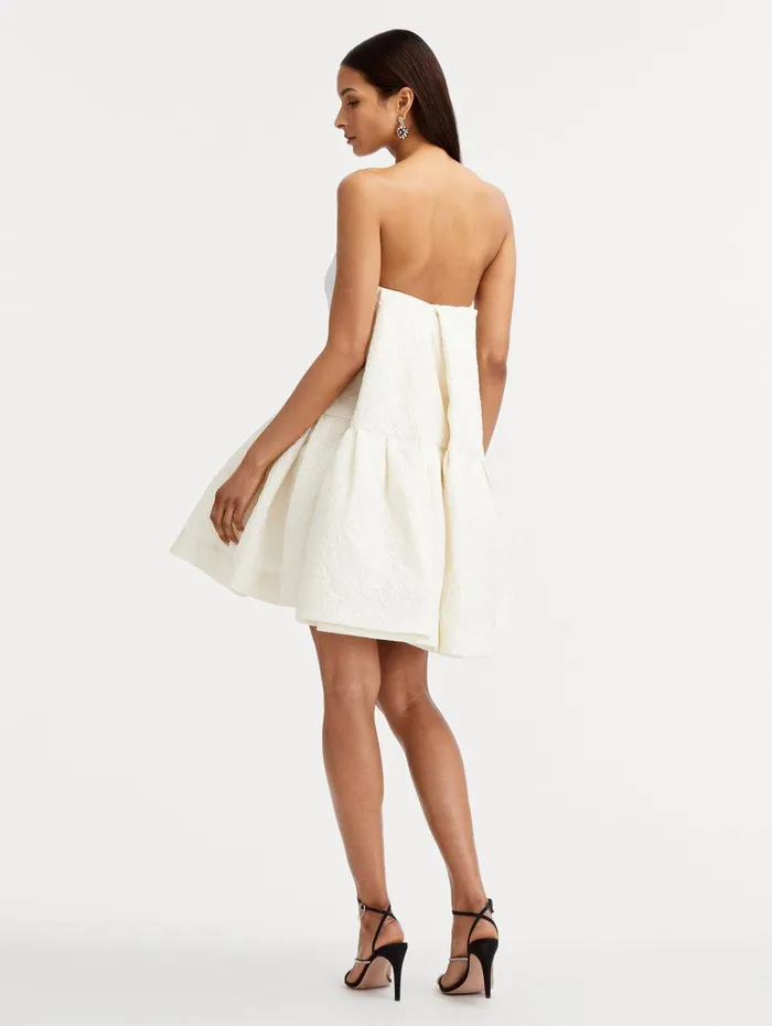 Textured Floral Cloqu CapeBack Dress Ivory Women Oscar De La Renta Dresses Textured Floral Cloqu CapeBack Dress Ivory Women Oscar De La Renta Dresses
