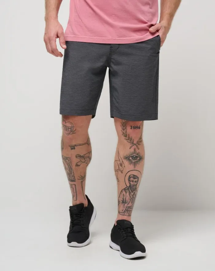 TravisMathew BAGGAGE CLAIM SHORT 7IN Heather Dark Grey Men Shorts