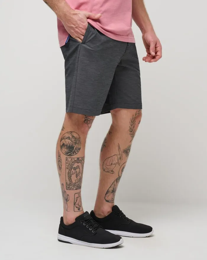 TravisMathew BAGGAGE CLAIM SHORT 7IN Heather Dark Grey Men Shorts