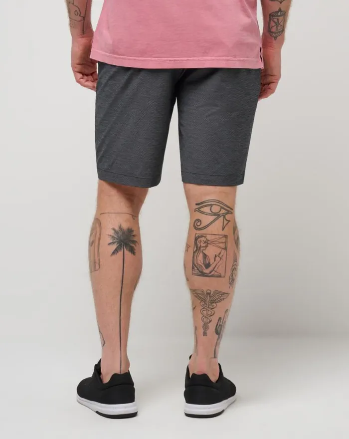 TravisMathew BAGGAGE CLAIM SHORT 7IN Heather Dark Grey Men Shorts