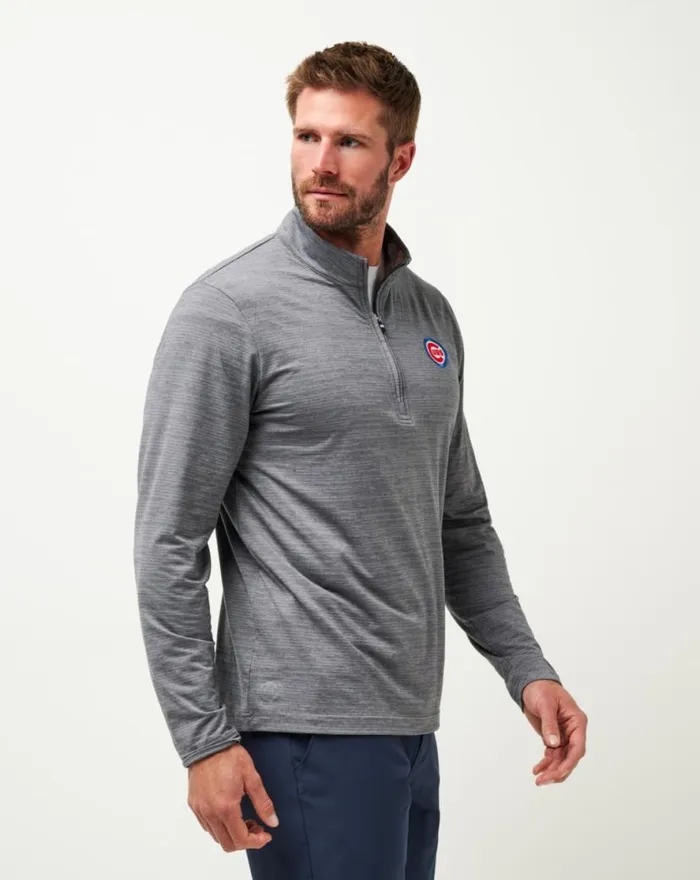 TravisMathew CHICAGO CUBS THE HEATER QUARTER ZIP Sleetquiet Shade Men Quarter Zips TravisMathew CHICAGO CUBS THE HEATER QUARTER ZIP Sleetquiet Shade Men Quarter Zips