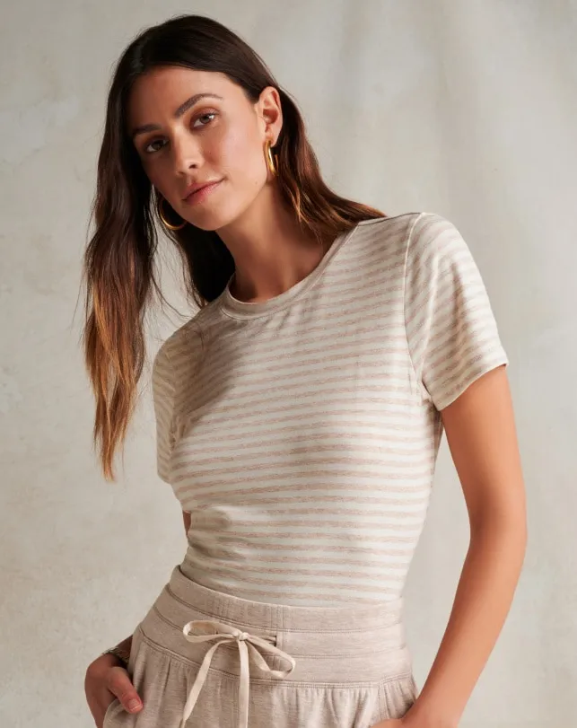 TravisMathew CLOUD JERSEY TEE Heather Oxford Tan Stripe Women Tees
