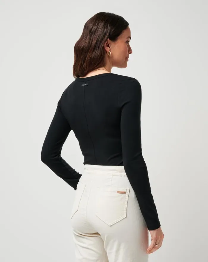 TravisMathew CLOUD RIB RETREAT LONG SLEEVE TOP Black Women Shirts and Tops TravisMathew CLOUD RIB RETREAT LONG SLEEVE TOP Black Women Shirts and Tops