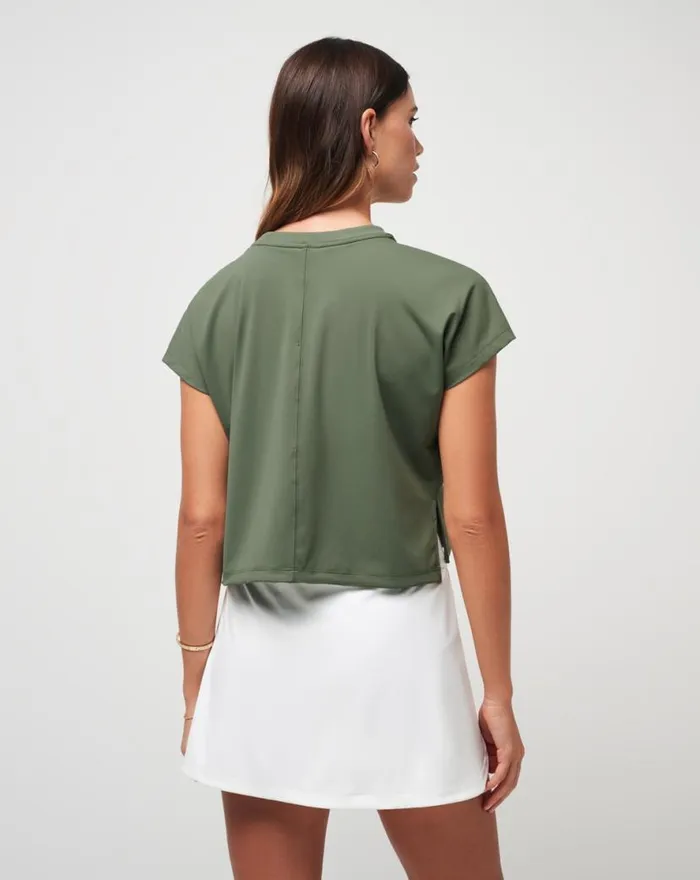 TravisMathew MALIBU SEASON TECH WOVEN TOP Agave Green Women Shirts and Tops TravisMathew MALIBU SEASON TECH WOVEN TOP Agave Green Women Shirts and Tops
