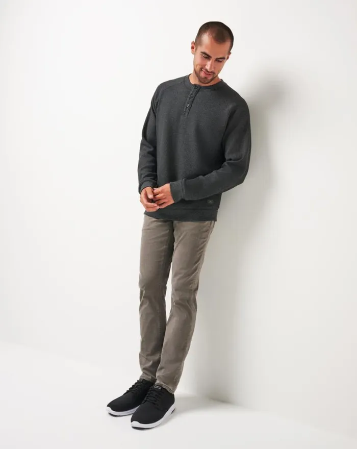 TravisMathew STORM BREW CLOUD WAFFLE HENLEY Heather Dark Grey Men Hoodies and Sweatshirts TravisMathew STORM BREW CLOUD WAFFLE HENLEY Heather Dark Grey Men Hoodies and Sweatshirts