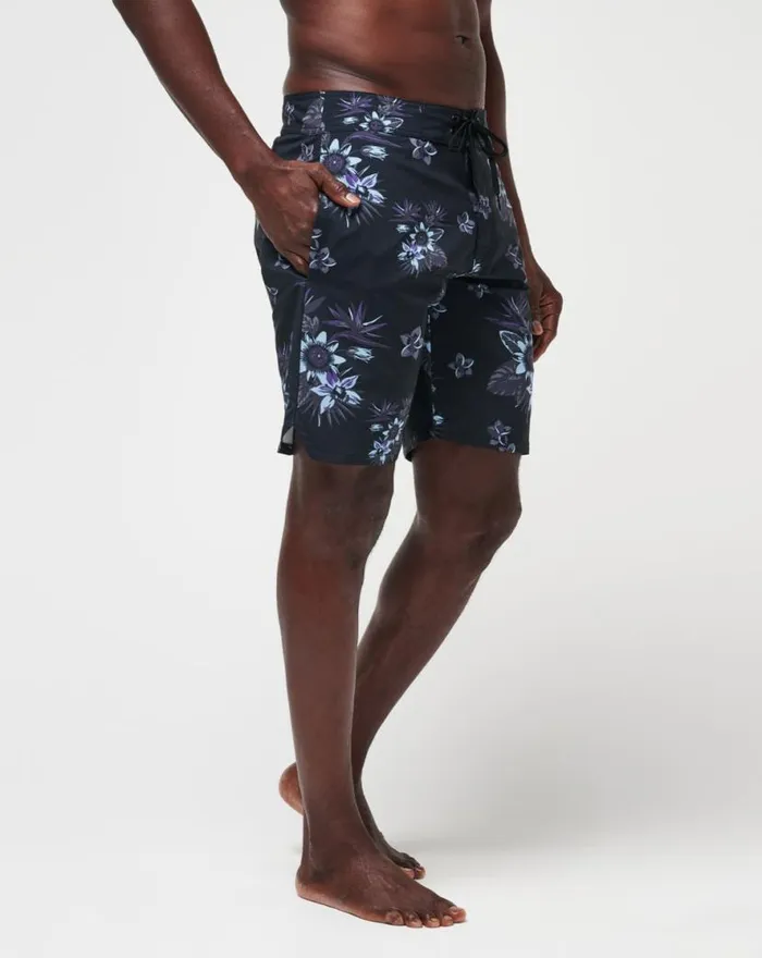 TravisMathew TIKI TIME BOARDSHORT Black Men Boardshorts TravisMathew TIKI TIME BOARDSHORT Black Men Boardshorts