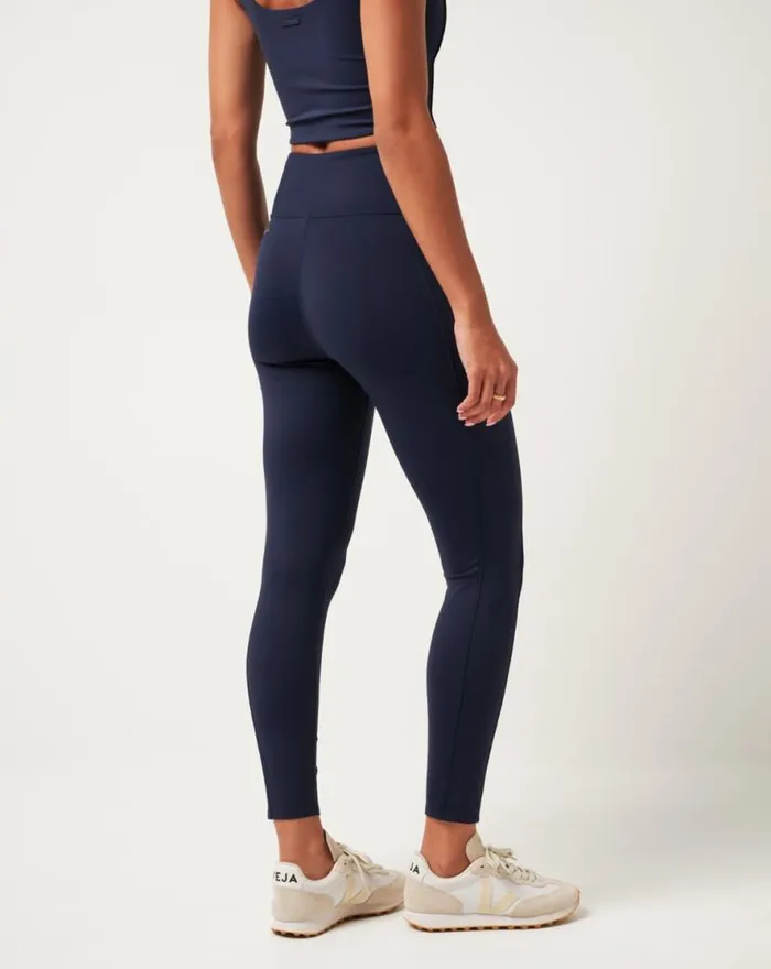 TravisMathew WHERE IT COUNTS LEGGING Navy Blazer Women Pants TravisMathew WHERE IT COUNTS LEGGING Navy Blazer Women Pants