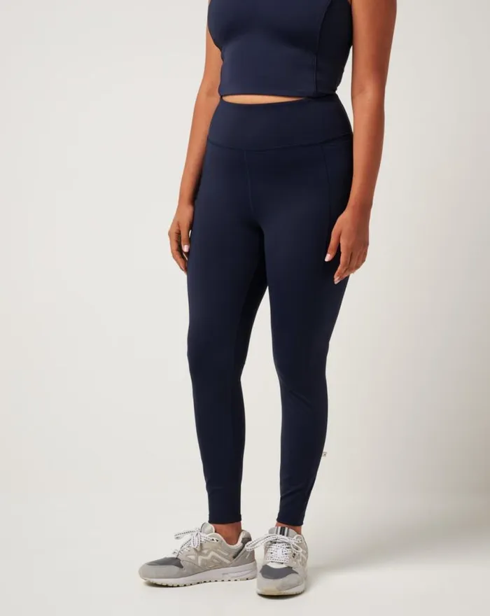 TravisMathew WHERE IT COUNTS LEGGING Navy Blazer Women Pants TravisMathew WHERE IT COUNTS LEGGING Navy Blazer Women Pants
