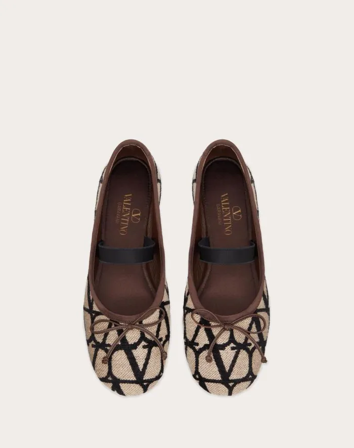 Valentino Ballerinas Woman Ballerina In Toile Iconographe For Woman In Beigeblack Beigeblack