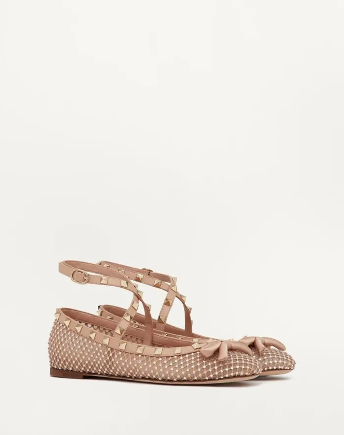 Valentino Ballerinas Woman Rockstud Mesh Ballerina With Crystals For Woman In Rose Cannelle Rose Cannelle Valentino Ballerinas Woman Rockstud Mesh Ballerina With Crystals For Woman In Rose Cannelle Rose Cannelle