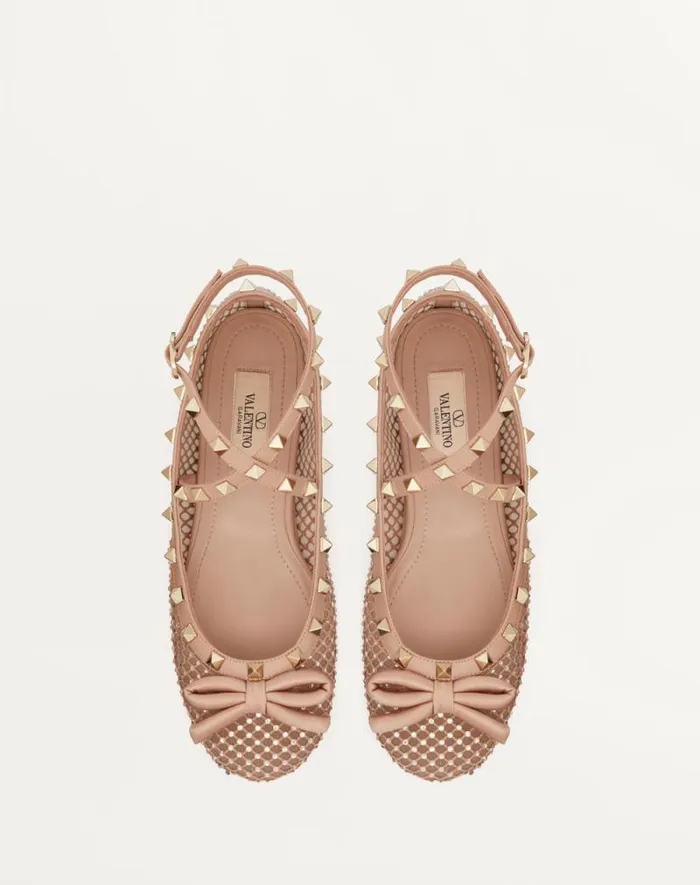 Valentino Ballerinas Woman Rockstud Mesh Ballerina With Crystals For Woman In Rose Cannelle Rose Cannelle Valentino Ballerinas Woman Rockstud Mesh Ballerina With Crystals For Woman In Rose Cannelle Rose Cannelle