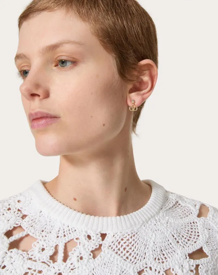 Valentino Jewelry Woman Vlogo Signature Earrings In Metal And Swarovski Crystals For Woman In Gold Gold Valentino Jewelry Woman Vlogo Signature Earrings In Metal And Swarovski Crystals For Woman In Gold Gold